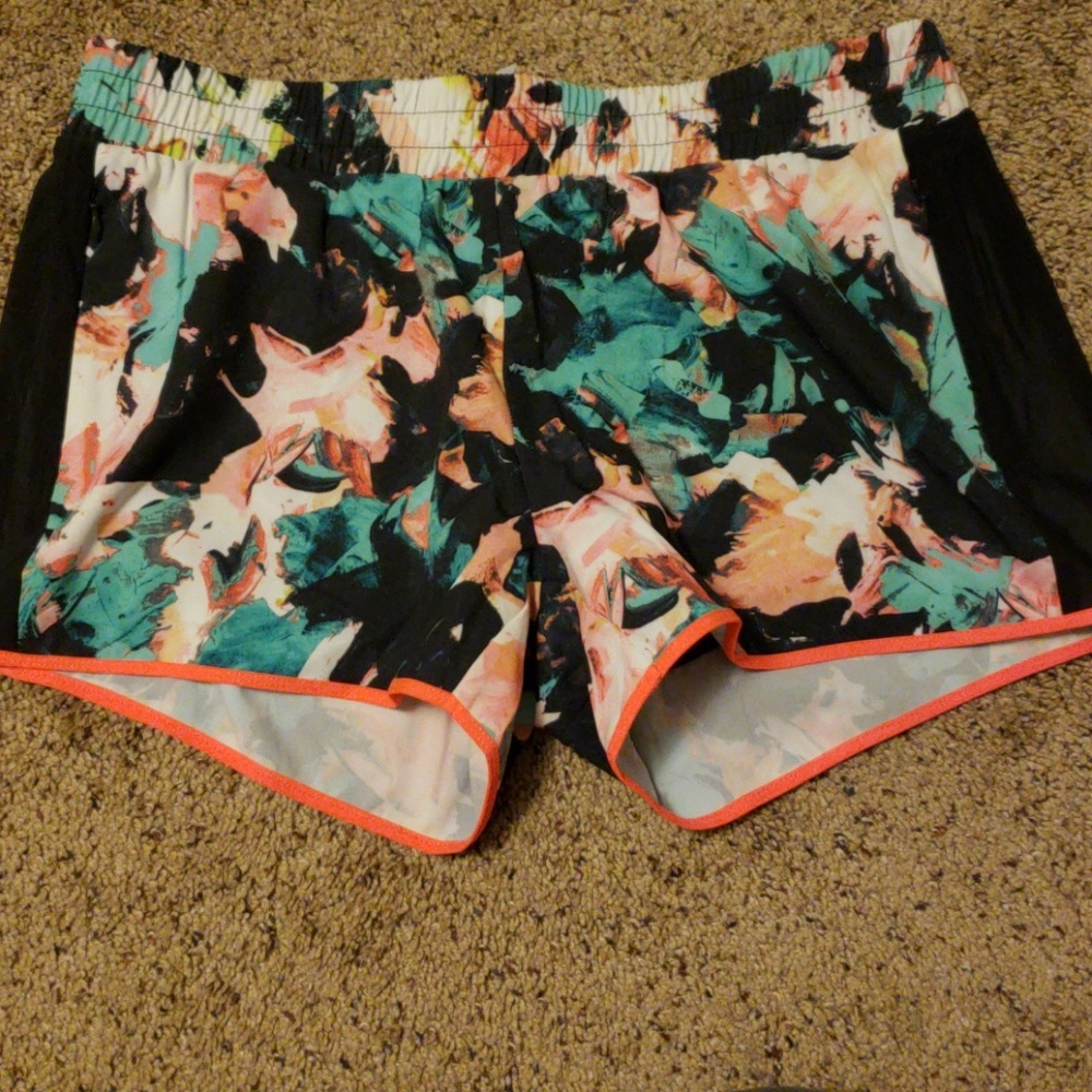 Running shorts